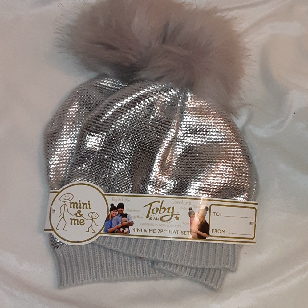 TOBY & ME MINI & ME POM HAT SET